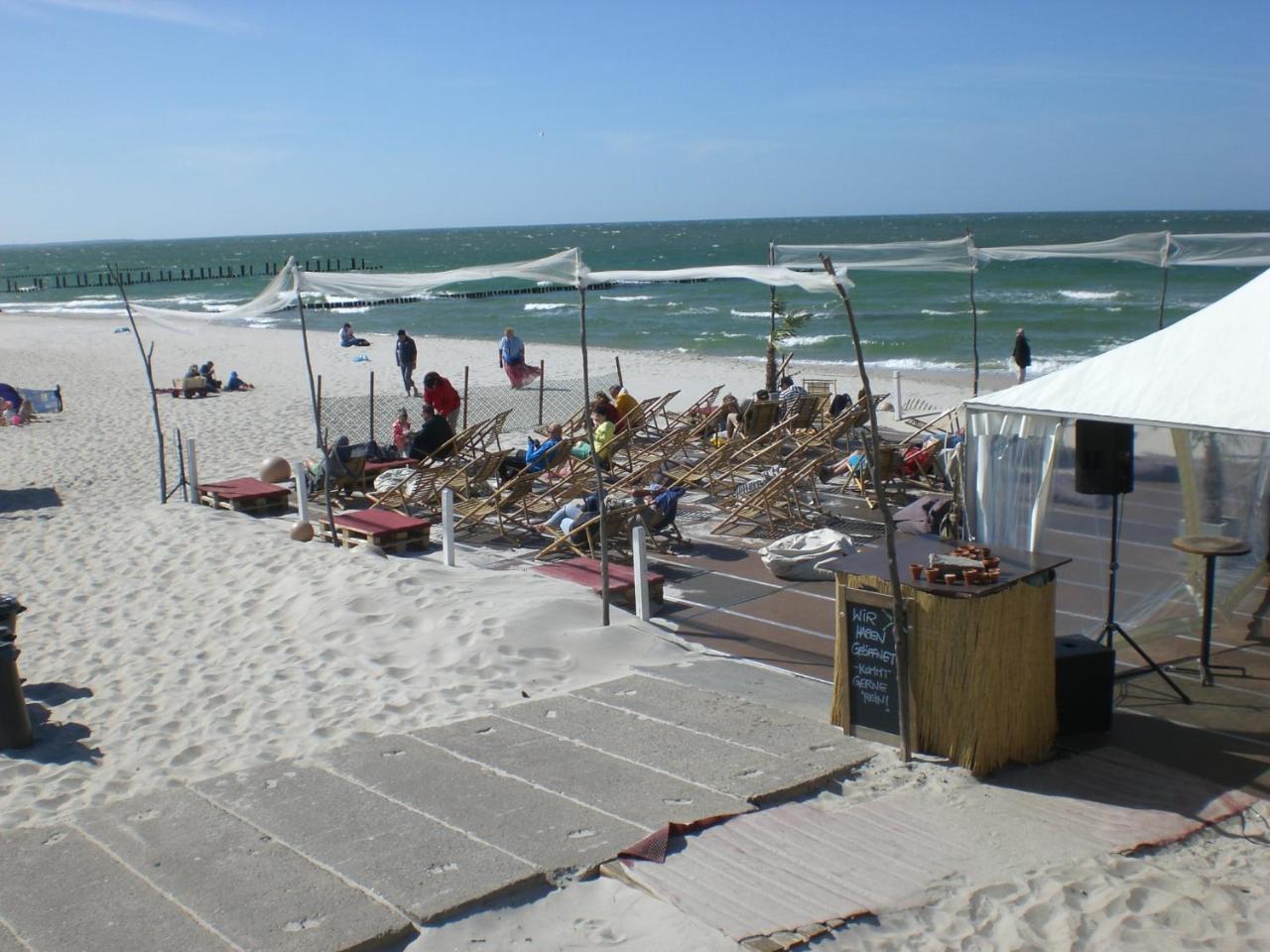 Achtern - Diek - Am Strand Zingst Esterno foto