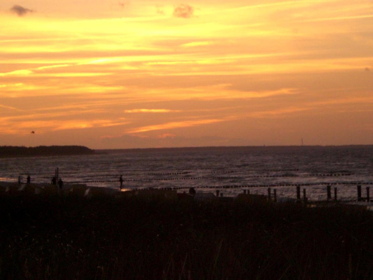 Achtern - Diek - Am Strand Zingst Esterno foto