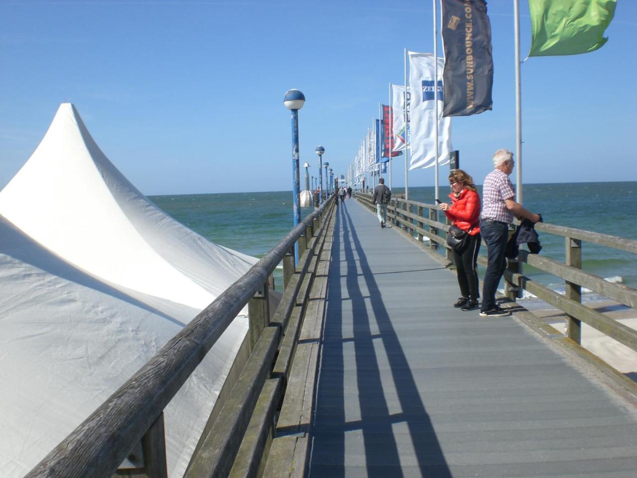 Appartamento Achtern - Diek - Am Strand Zingst Esterno foto